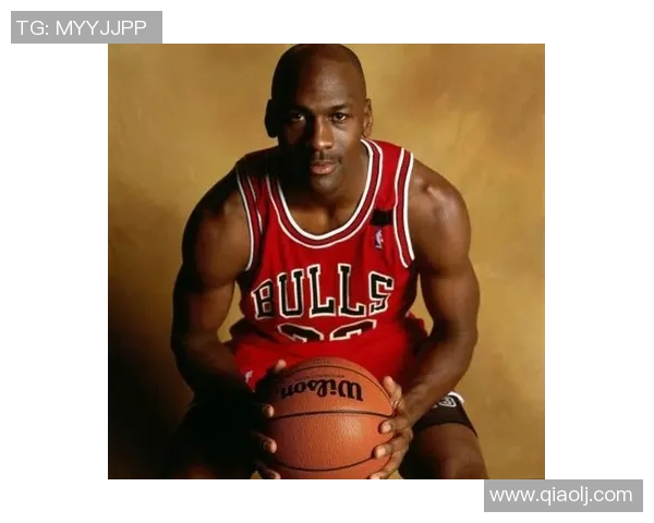 乔丹罚球线扣篮瞬间展现篮球之神的无与伦比风采与力量