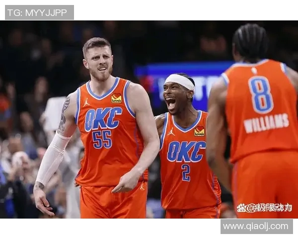 雷霆与爵士季后赛第五场激战回顾及精彩瞬间分析